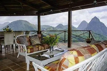 מלון Villa Colombette Soufriere